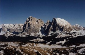 Seiseralm mit Langkofel im Frhling